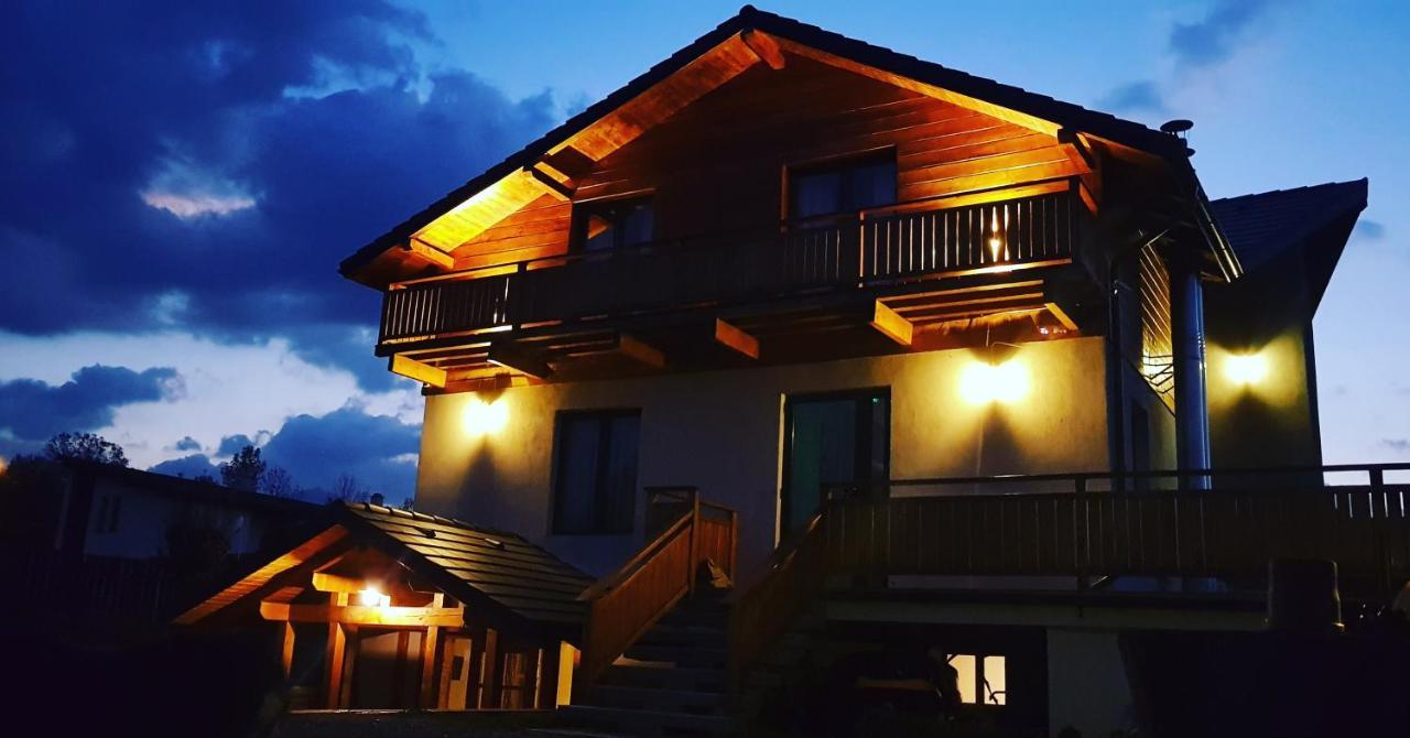 Villa Swiss Săcele Eksteriør bilde