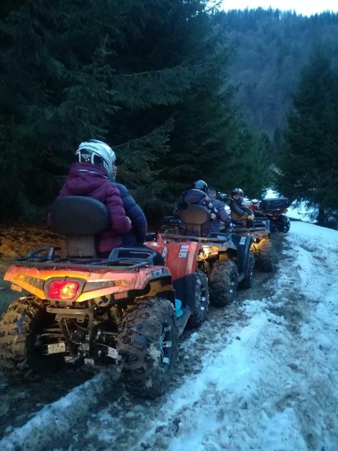 Villa Swiss Săcele Eksteriør bilde